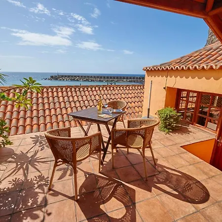 La Taberna Apartment *